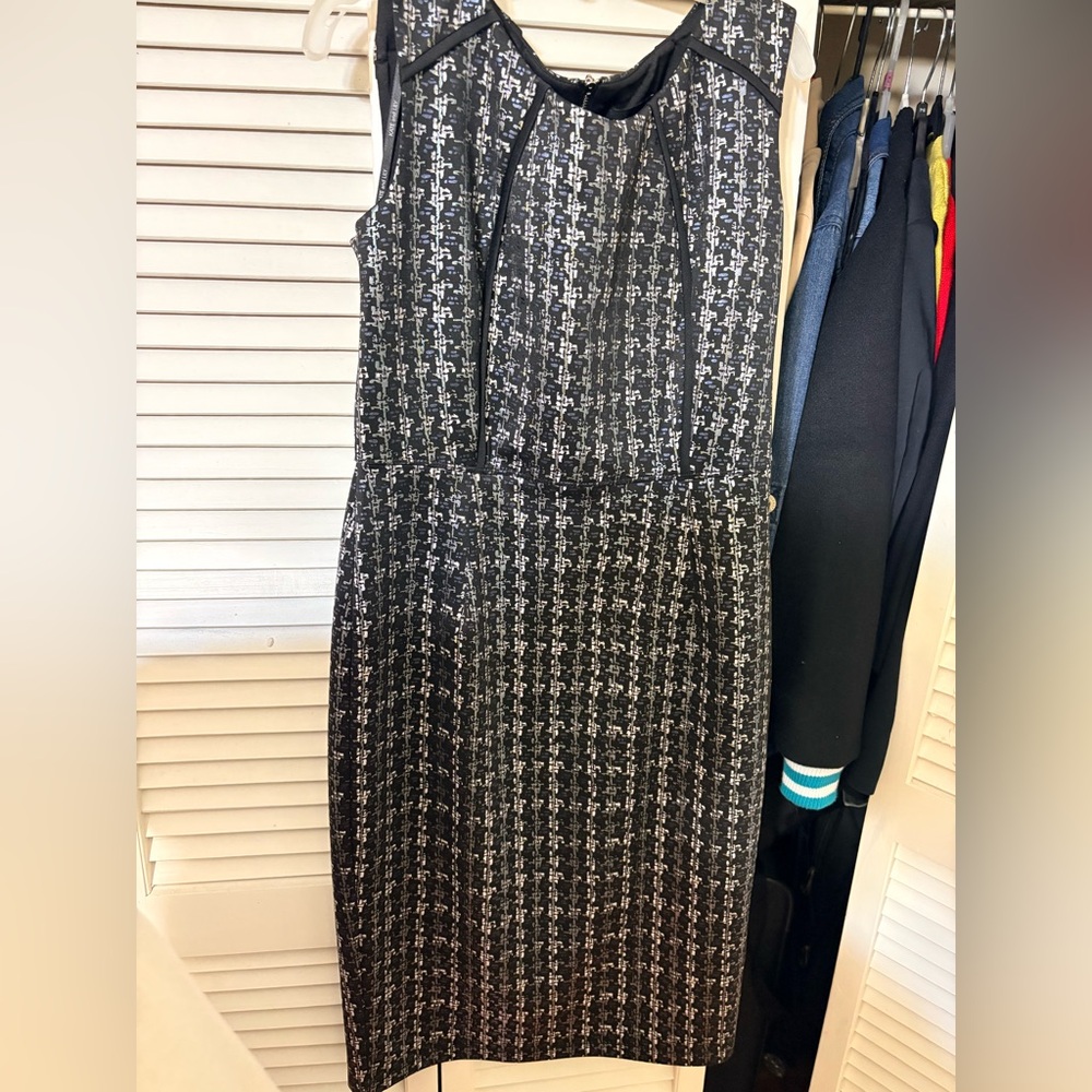 Chic Black and White Patterned Midi Dress